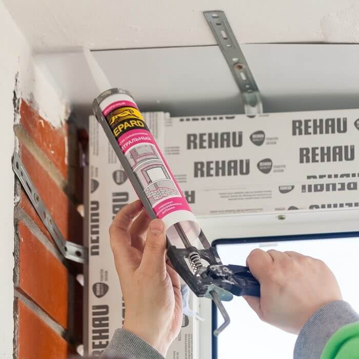 Установка пластиковых окон REHAU фото