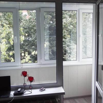 Отделка балконов REHAU фото